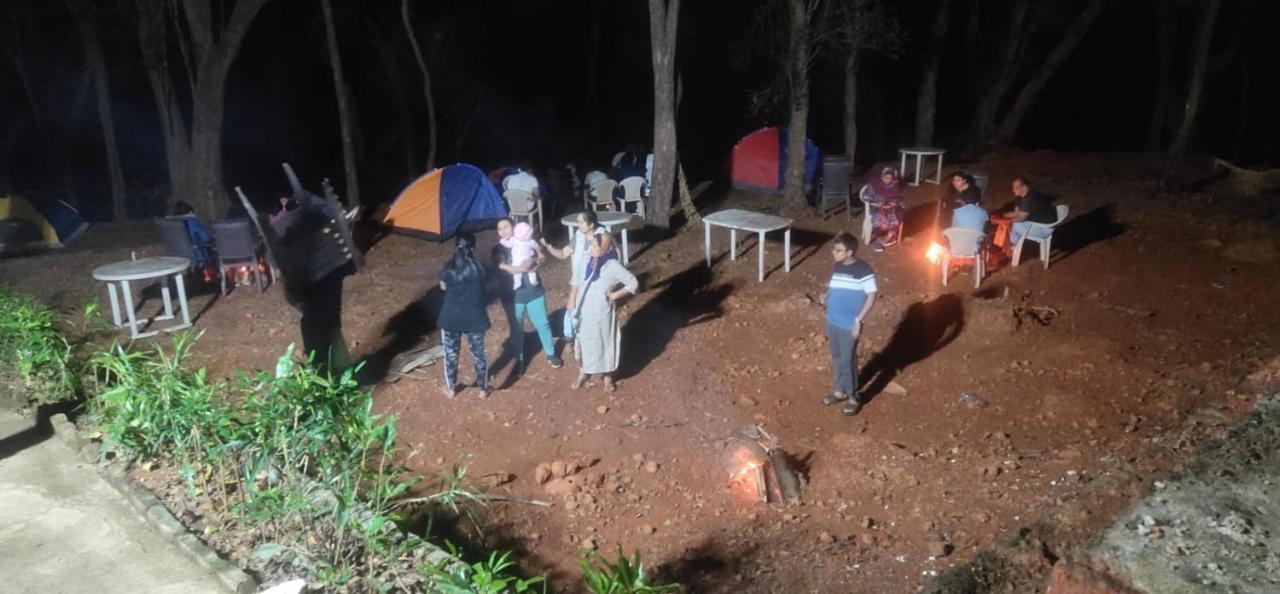 Hotel Hilltone- Matheran Esterno foto