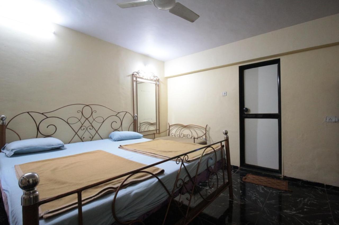Hotel Hilltone- Matheran Esterno foto
